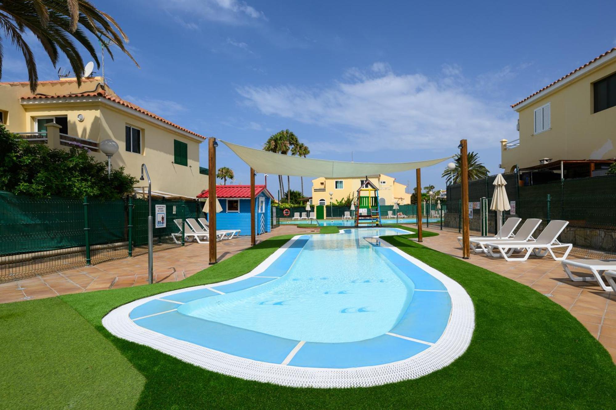 With Terrace Bbq Pool In Maspalomas (Gran Canaria)