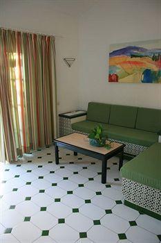 Campo Golf Aparthotel