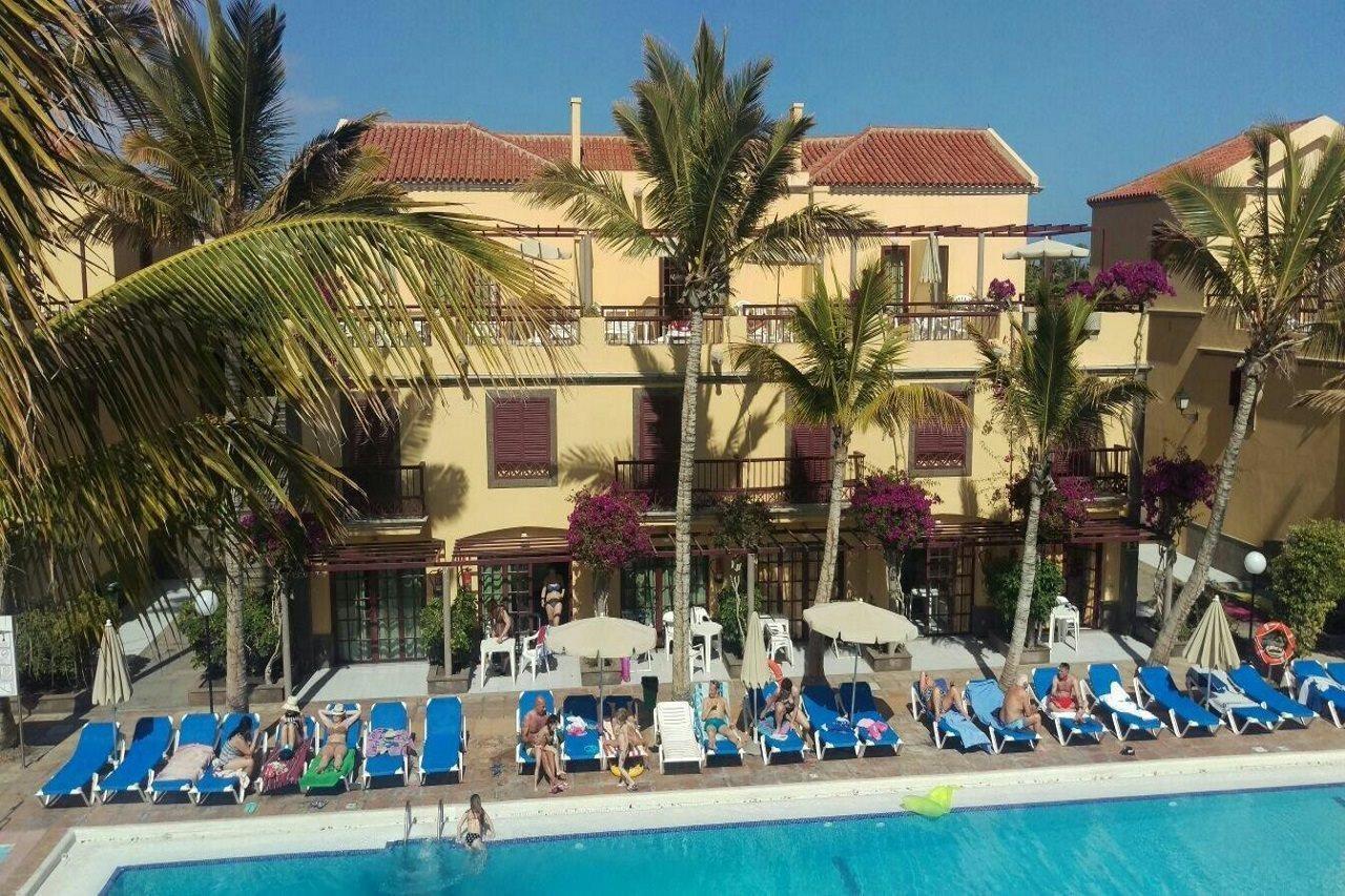 Oasis Club (adults Only) *