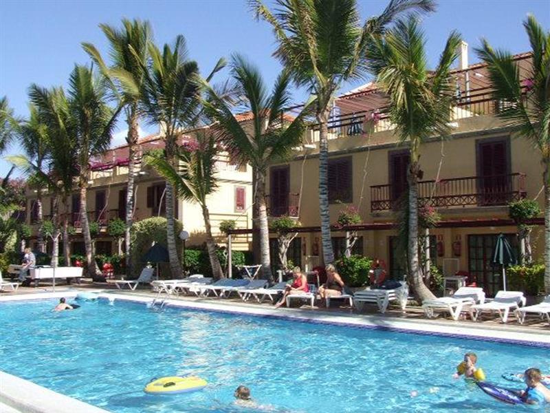 Oasis Club Hotel de apartamente