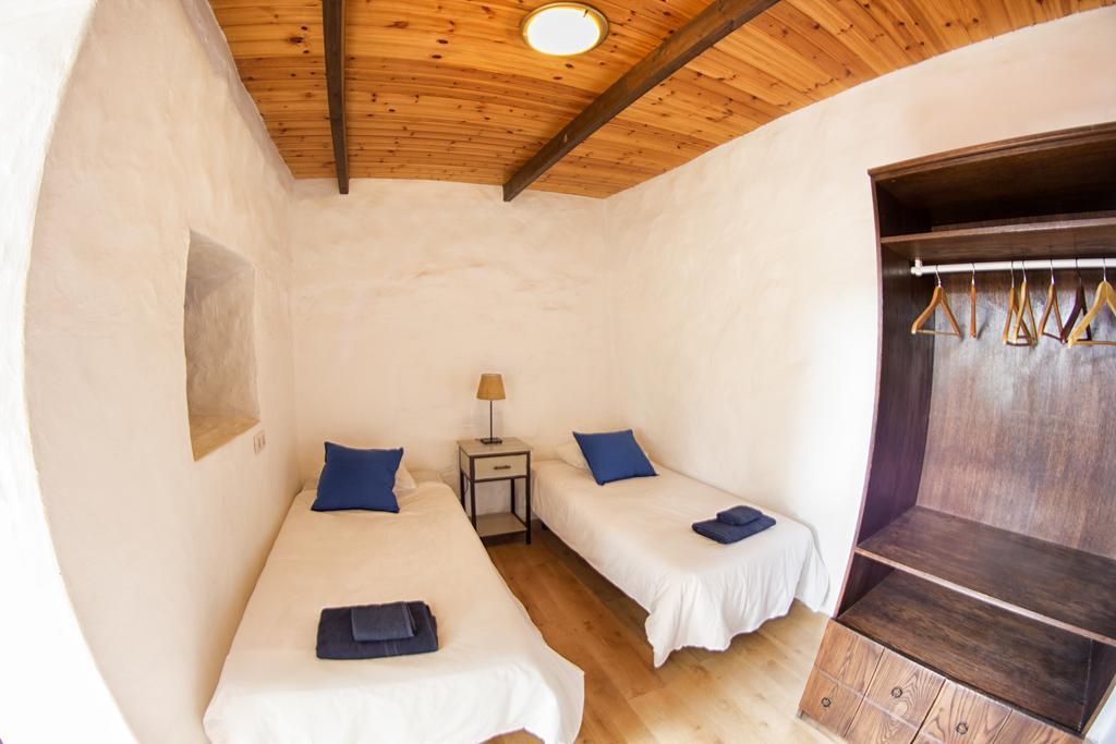 Canary Wave Villa