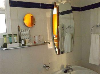 Club Torso Gay Men Only Resort 4*