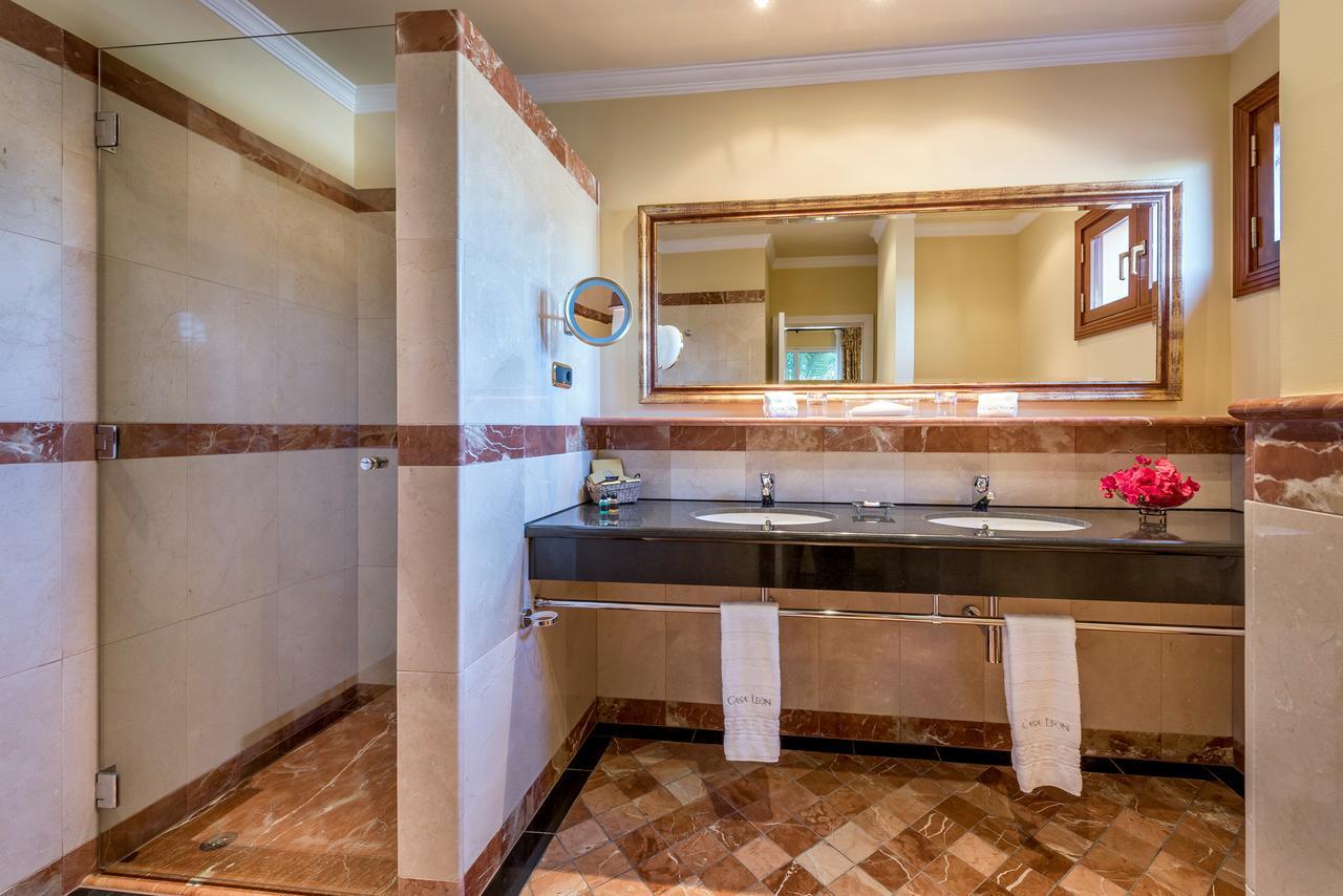 Hotelli Casa Leon Royal Retreat 4*