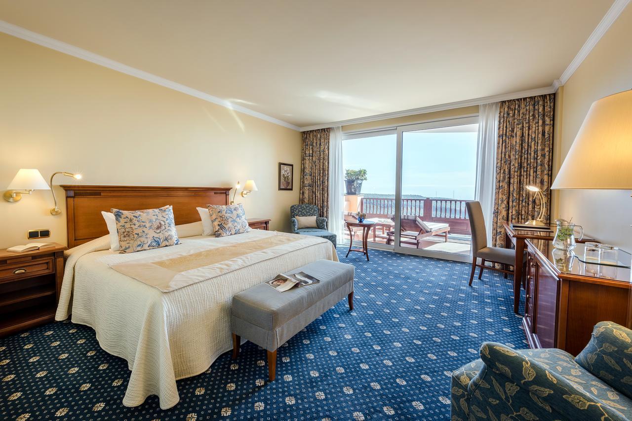 Casa Leon Royal Retreat Hotelli 4*