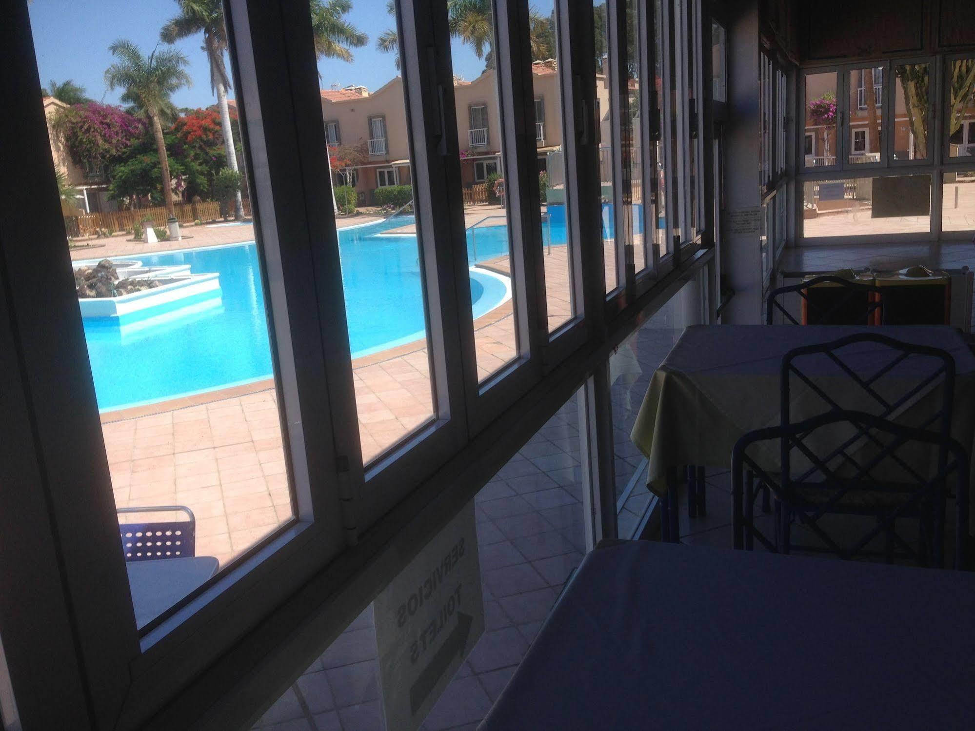 Oasis Club (adults Only) Apartment