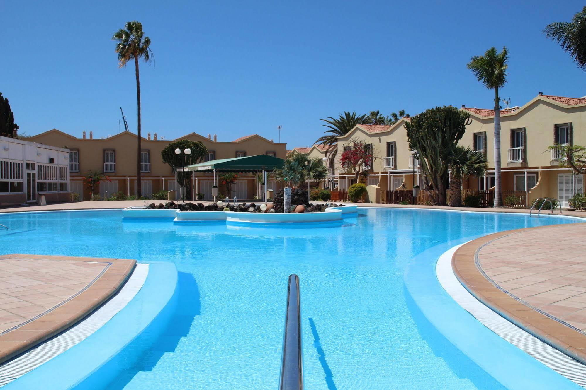 Oasis Club (adults Only) Apartment *