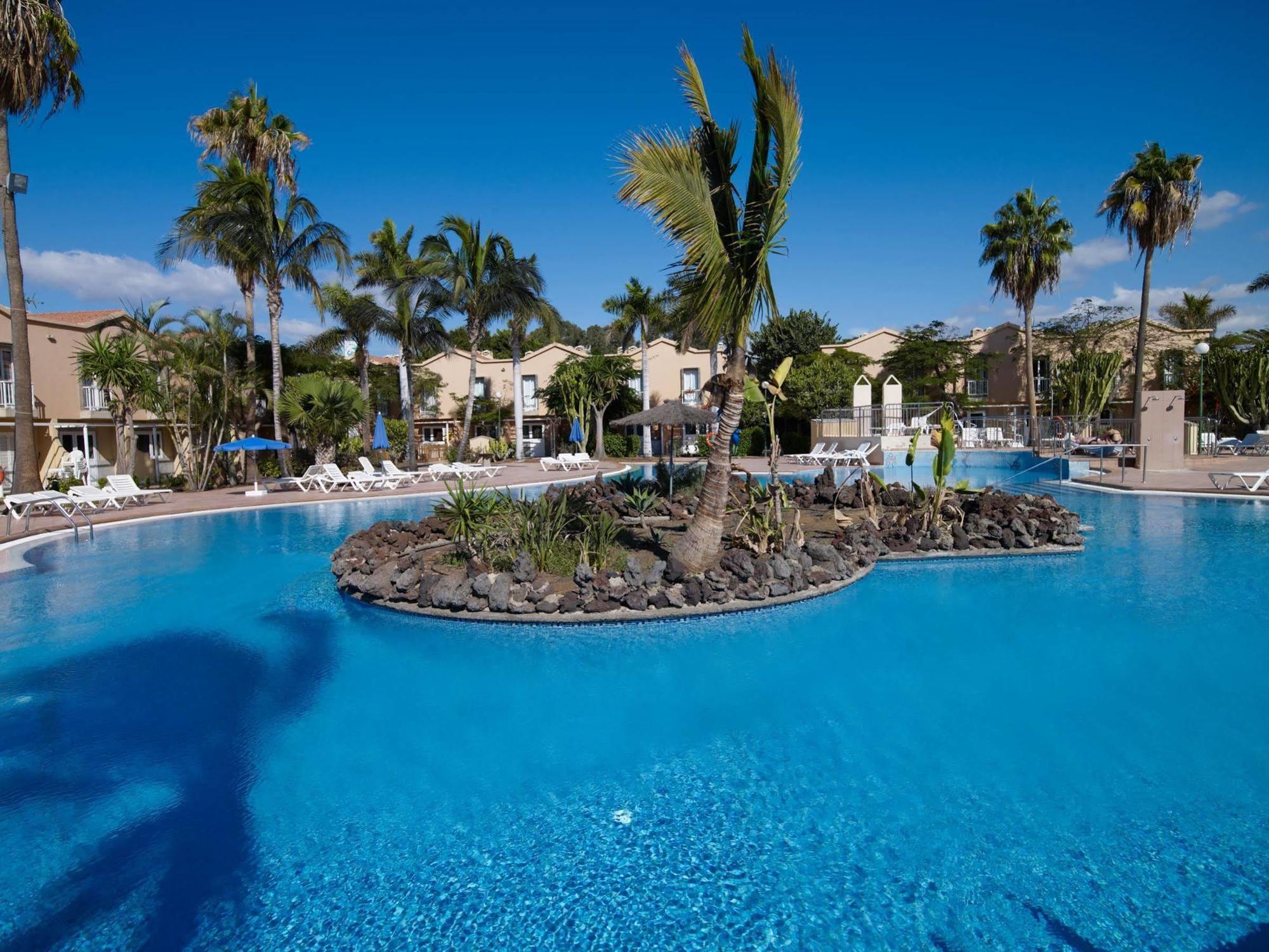Oasis Club (adults Only) Apartment