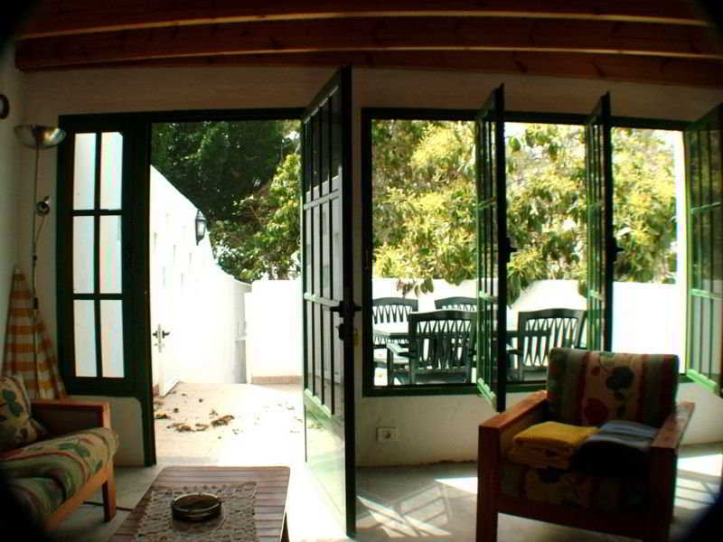 Hotel Cho Manuel 2*