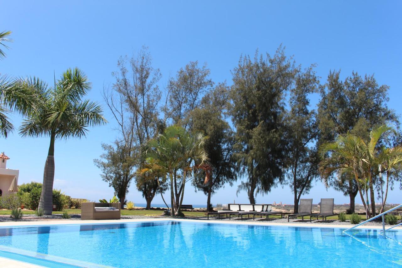 El Parque Rey Carlos Aparthotel