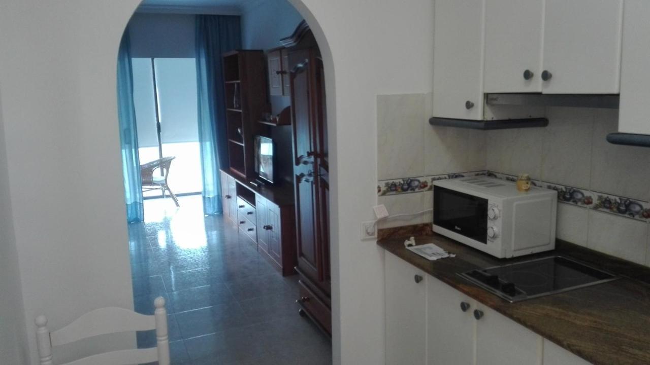 With Sea View And Pool