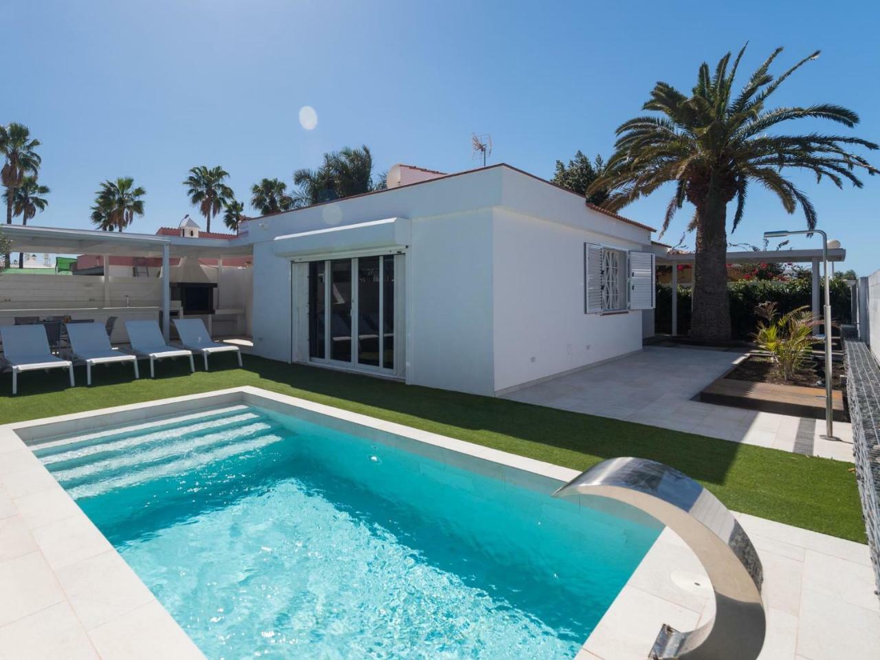 Villa Blanca Villa