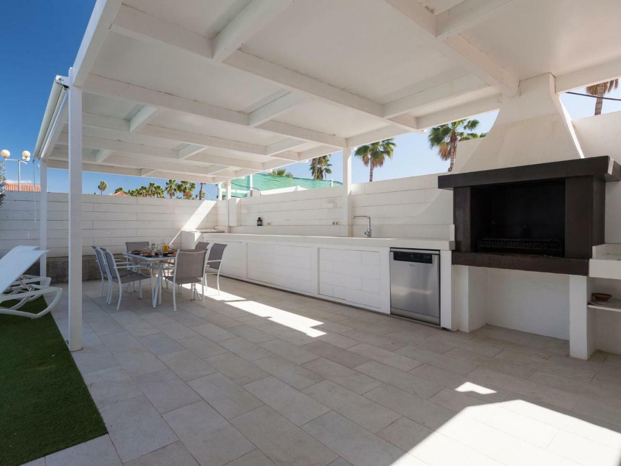Villa Blanca