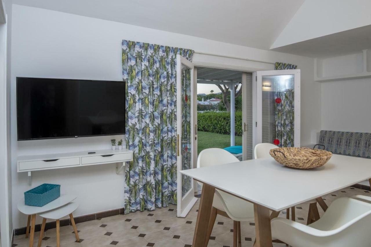 Bungalow Los Melocotones 4p Jardin Piscina By Lightbooking Holiday home *
