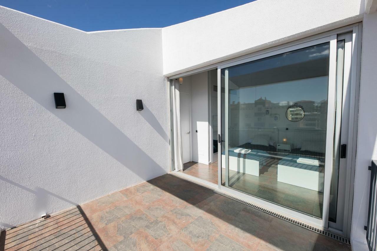 Sunny And Quiet Duplex Apartment