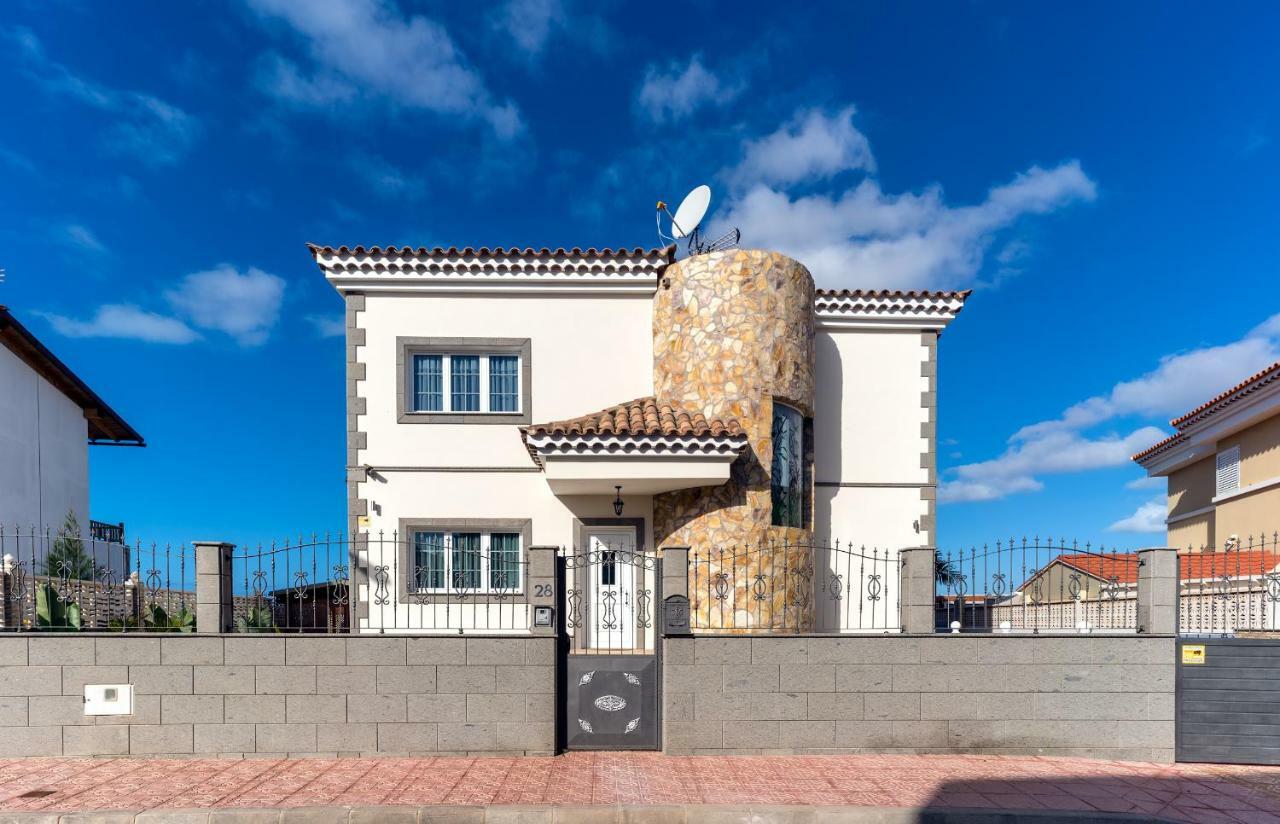 Villa, Private Heated Pool And Jacuzzi . Villa Maspalomas (Gran Canaria)