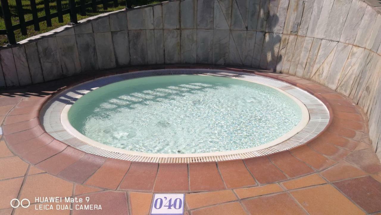 Case de vacanță Sun Club Top Bungalow Jardin *