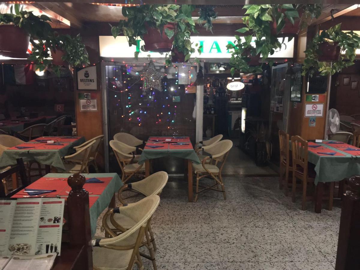 Molinos Aparthotel *