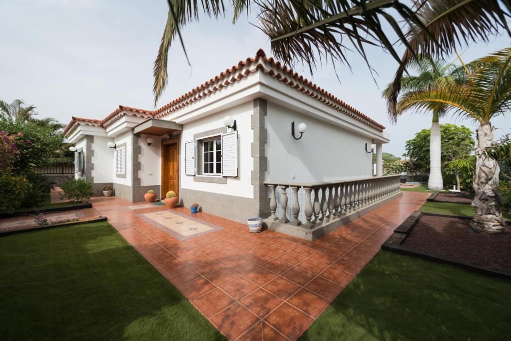 Cosmos Con Gran Piscina Y Jardin Privado Villa Maspalomas (Gran Canaria)