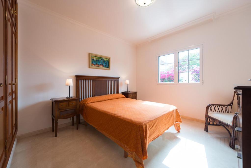 Villa Cosmos Con Gran Piscina Y Jardin Privado *