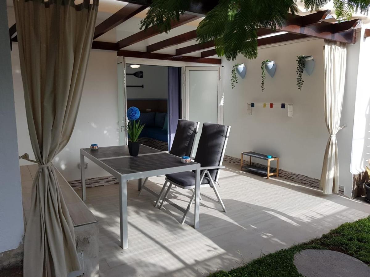 Bungalow Claudia En Complejo Kiwi *