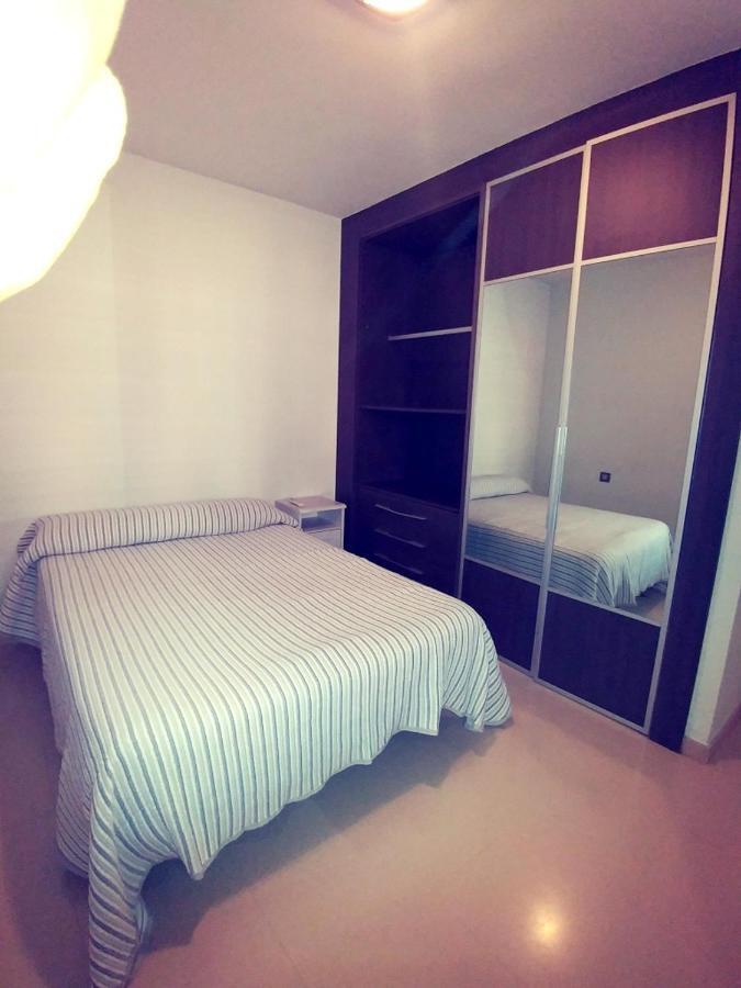 Holiday Calle Isaac Peral *
