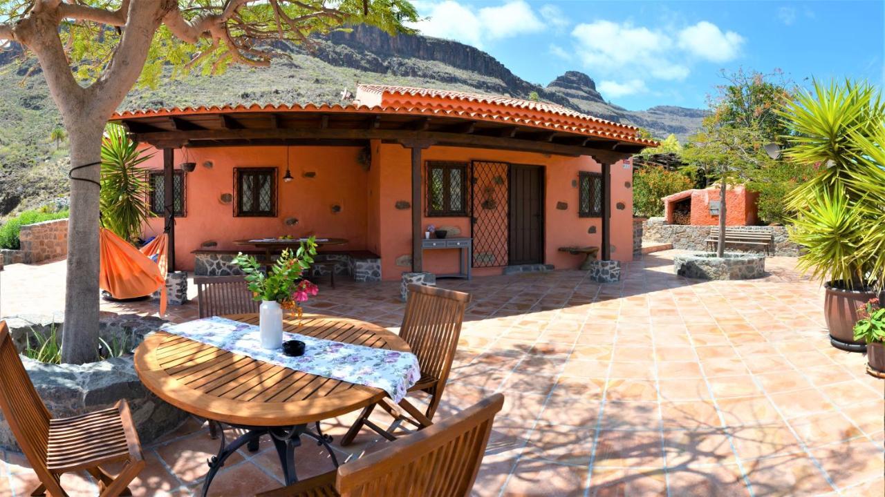 Holiday home Olivas - Unique With Heated Pool *