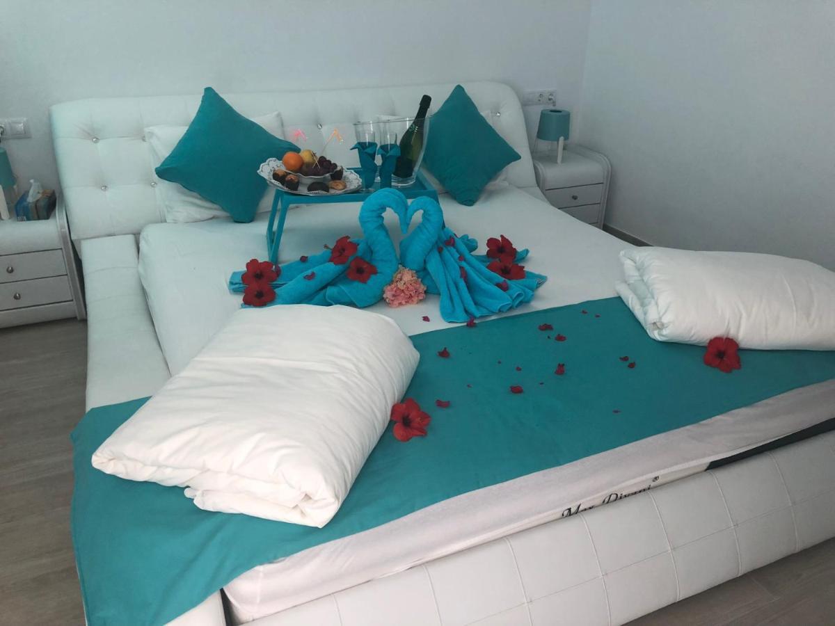 Venus Star - Fkk Nudist Swingers - Only Couples Maspalomas (Gran Canaria)