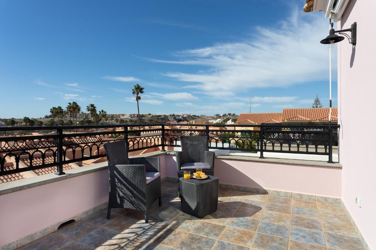 Vilă Dalara Maspalomas, Private Pool And Jacuzzi *