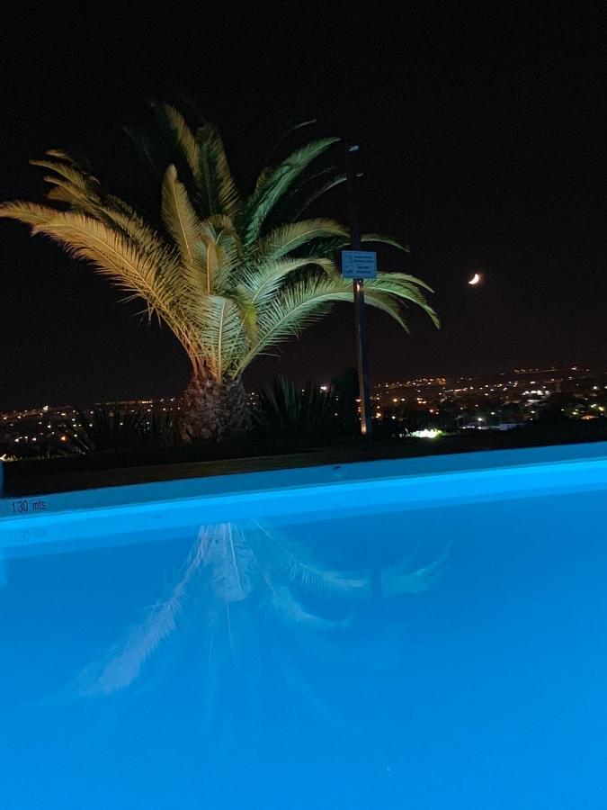 Femes Maspalomas (Gran Canaria)