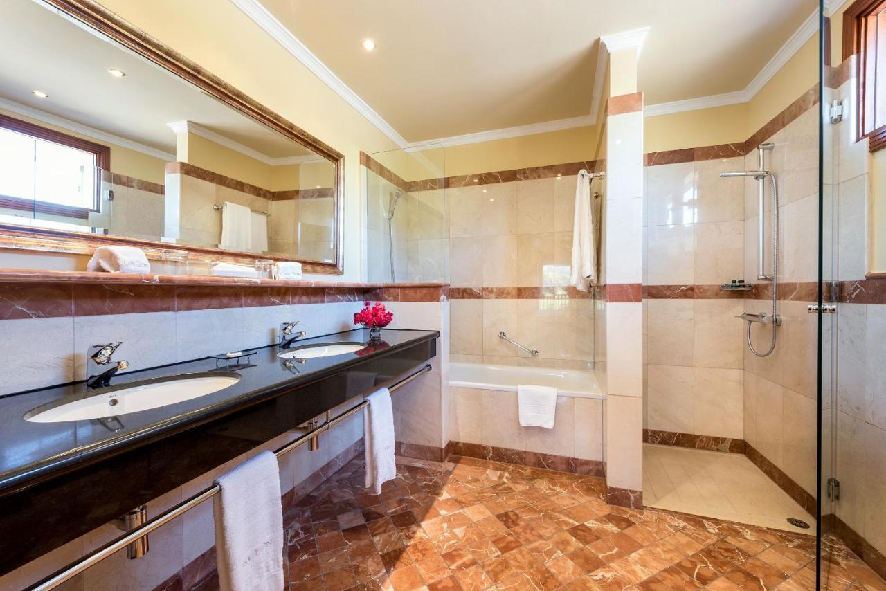Hotelli Casa Leon Royal Retreat