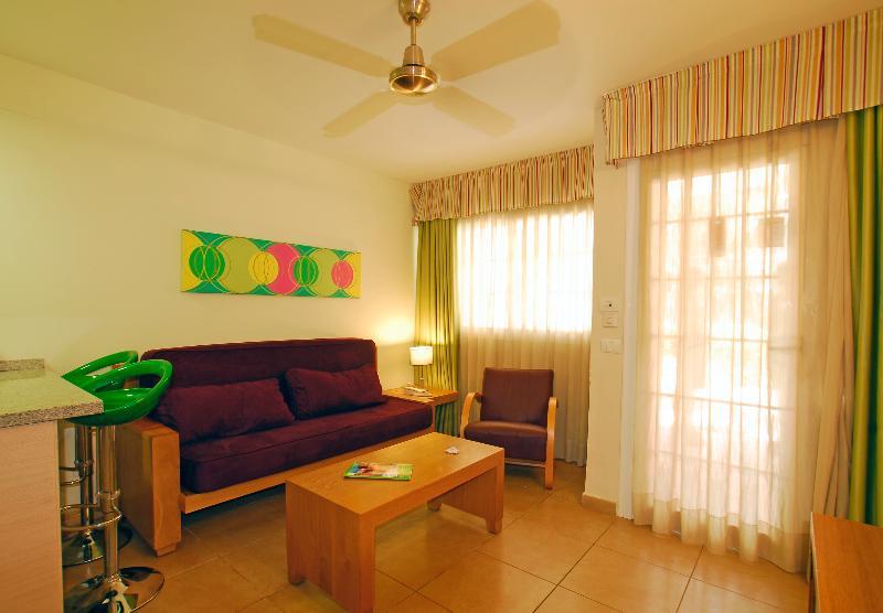 Cordial Golf Apartamento *