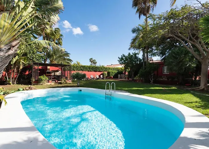 4 Bed Maspalomas Villa. Tropical Garden Pool