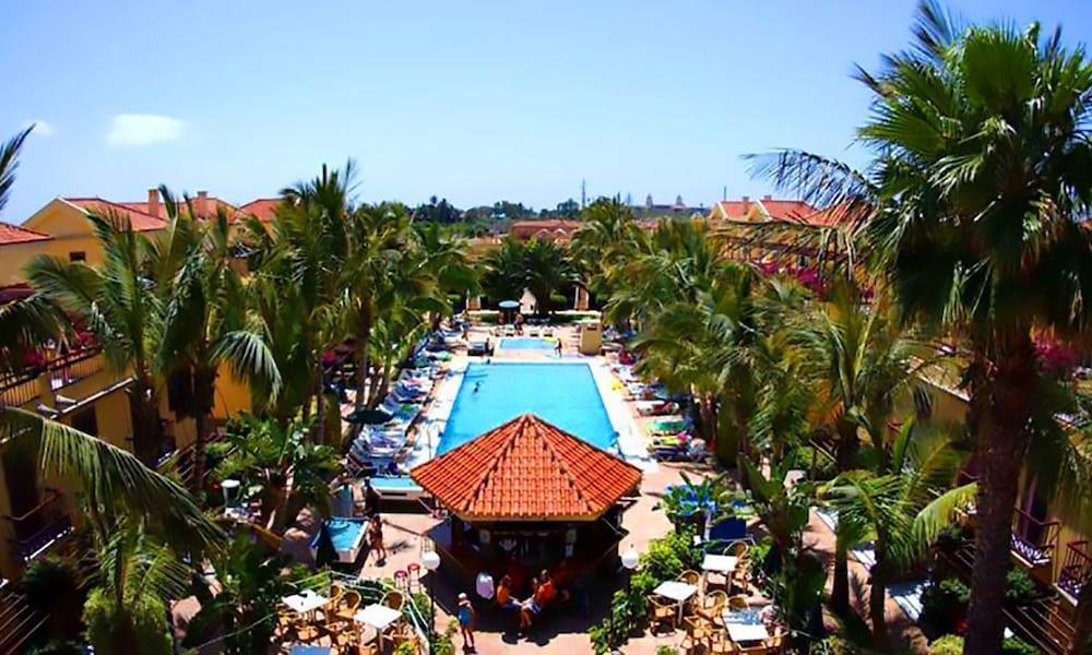 Maspalomas Oasis Club