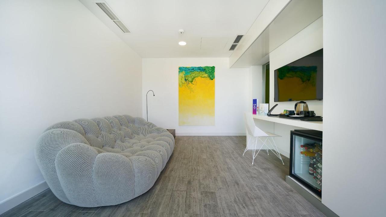 Seven & Wellness - Gay Men Only Hotelli 4*