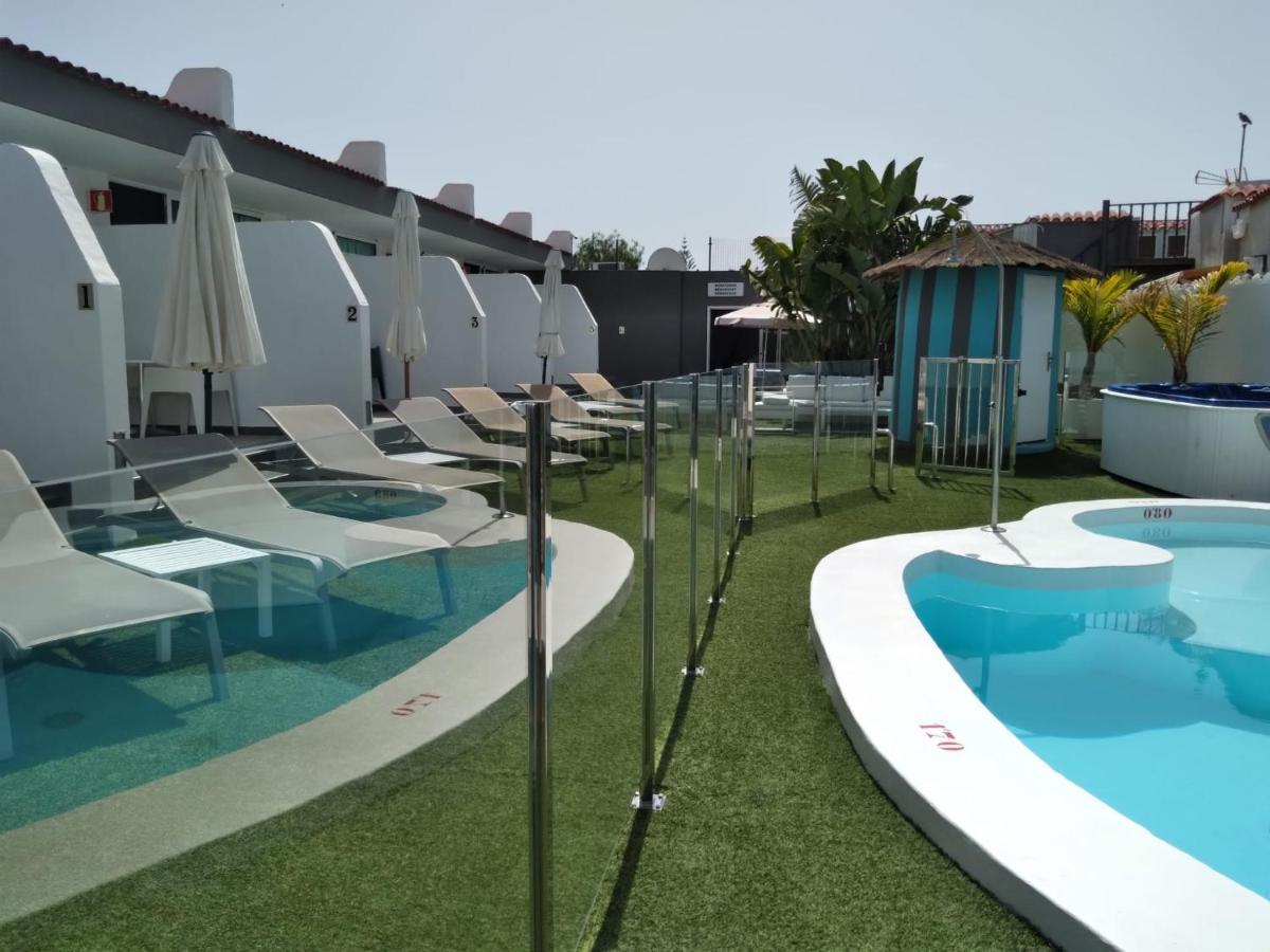 Hotel Starboys Gay - Gay Men Only 3*