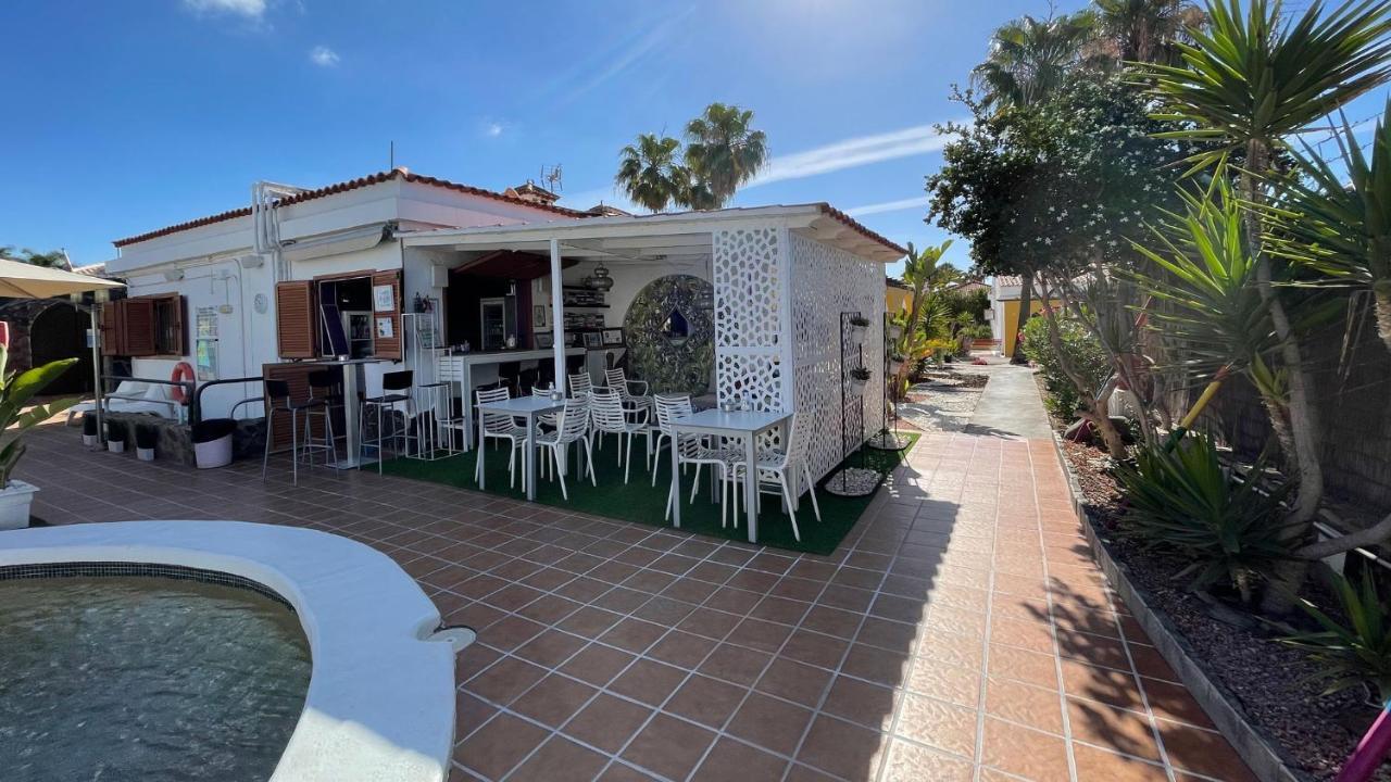 Rainbow Golf Bungalows, Gay Men-only 3*