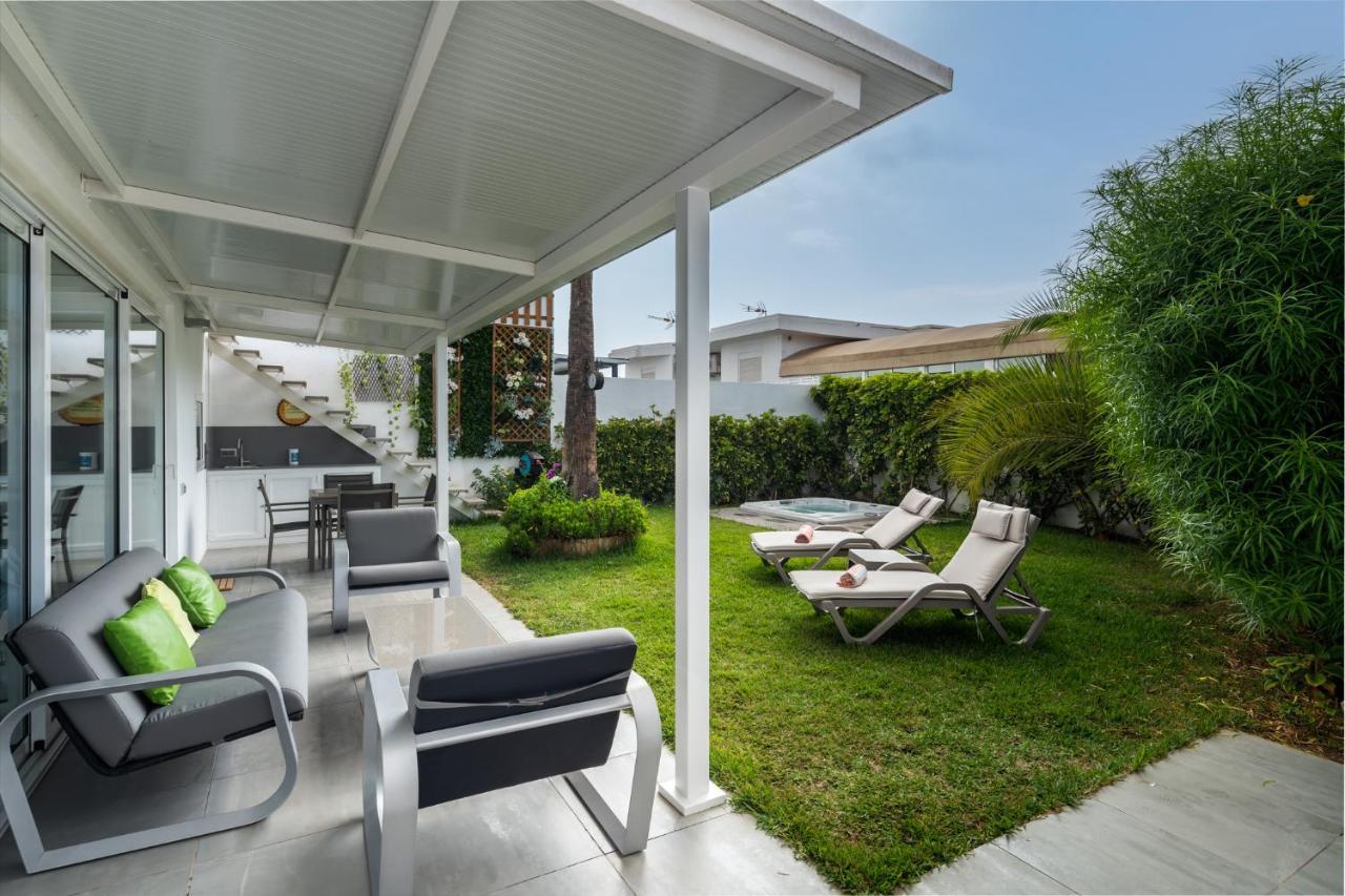 Palmera Villa *