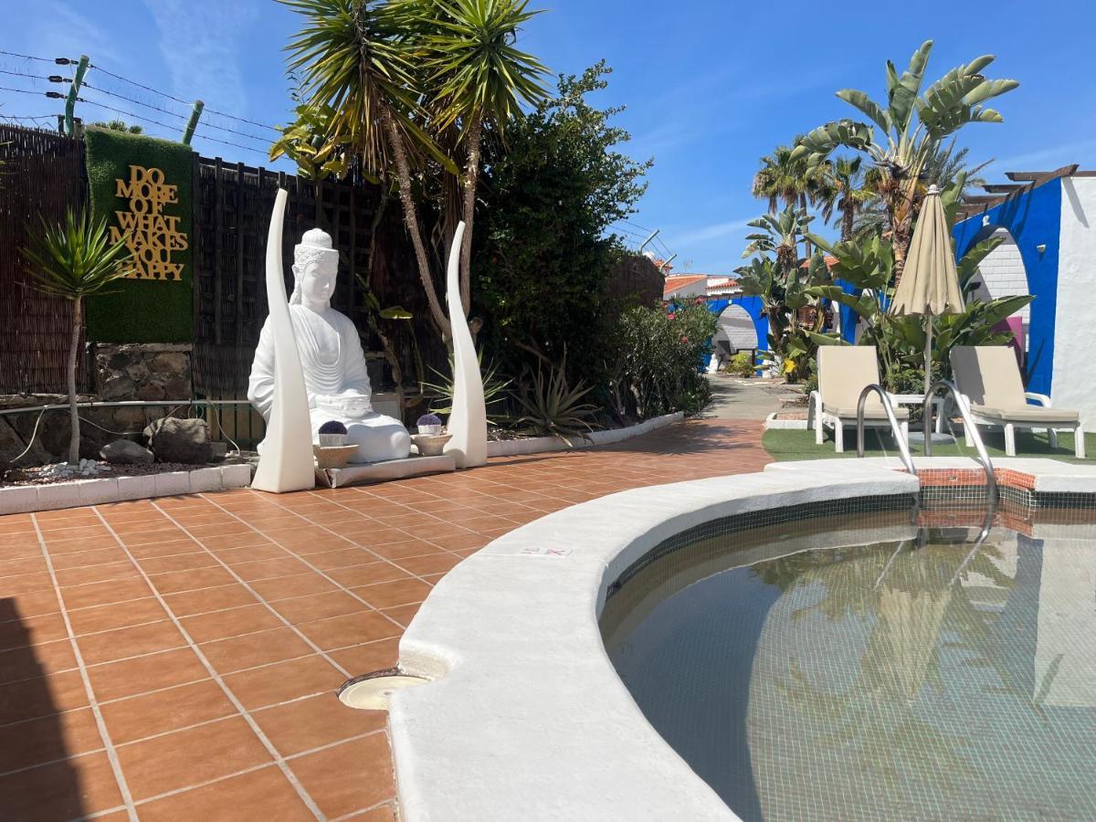 Rainbow Golf Bungalows, Gay Men-only 3*