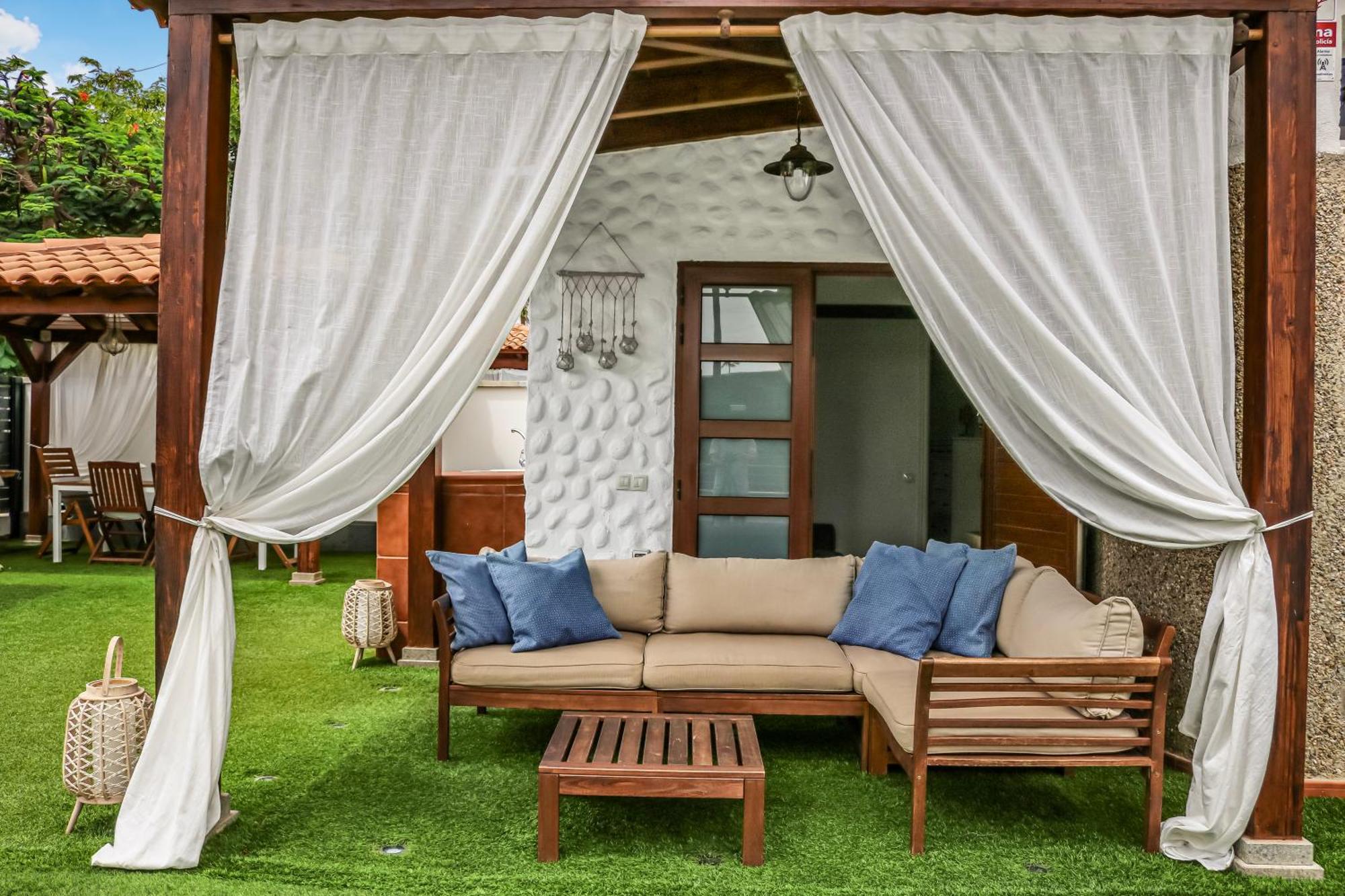 Lux 2br Pool Terrace