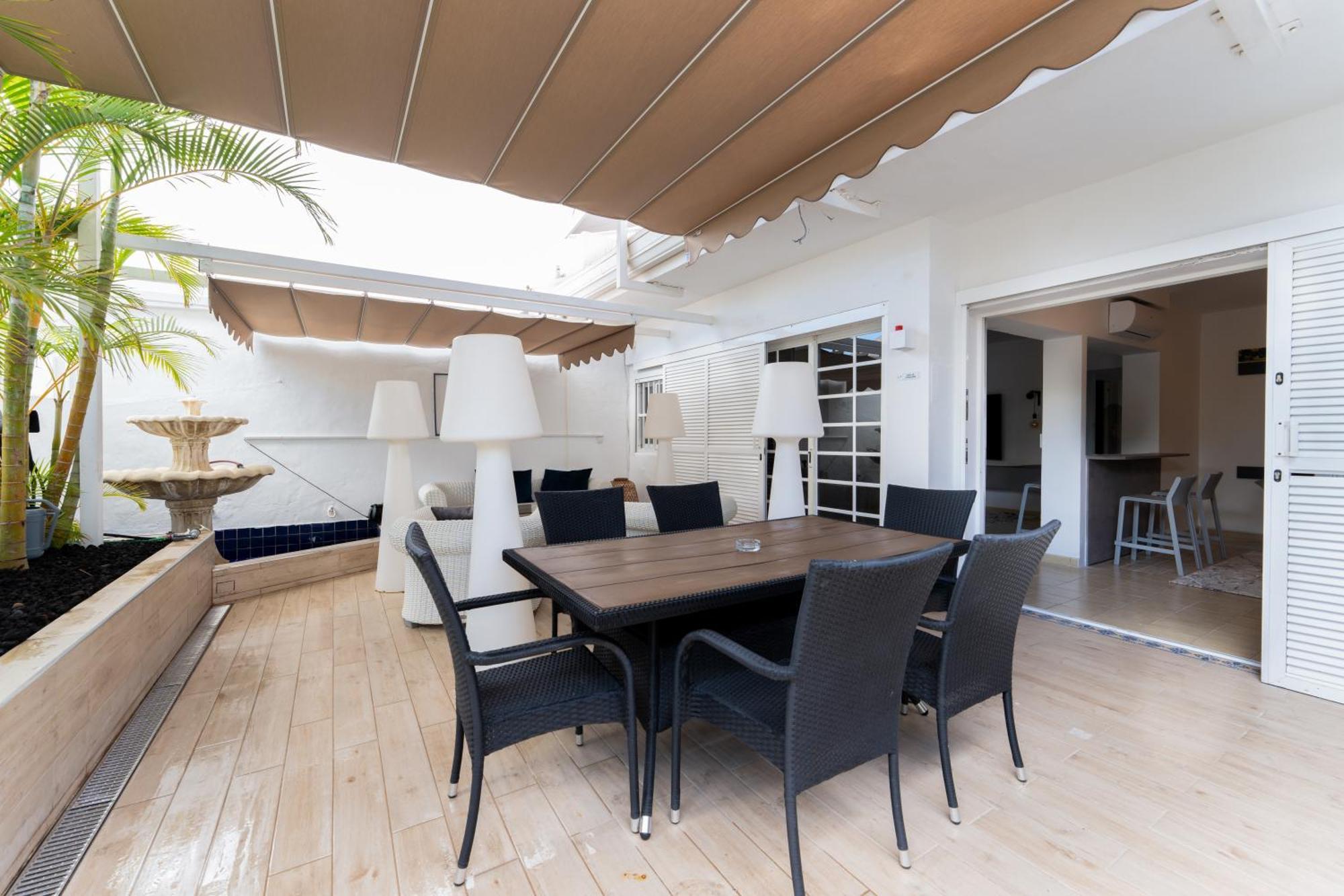 Rooftop Pamro - Private Jacuzzi - Fitness Area - Free Wifi - Air Conditioner - Pool - Modern & Comfortable - Sunnygolf Holiday home *