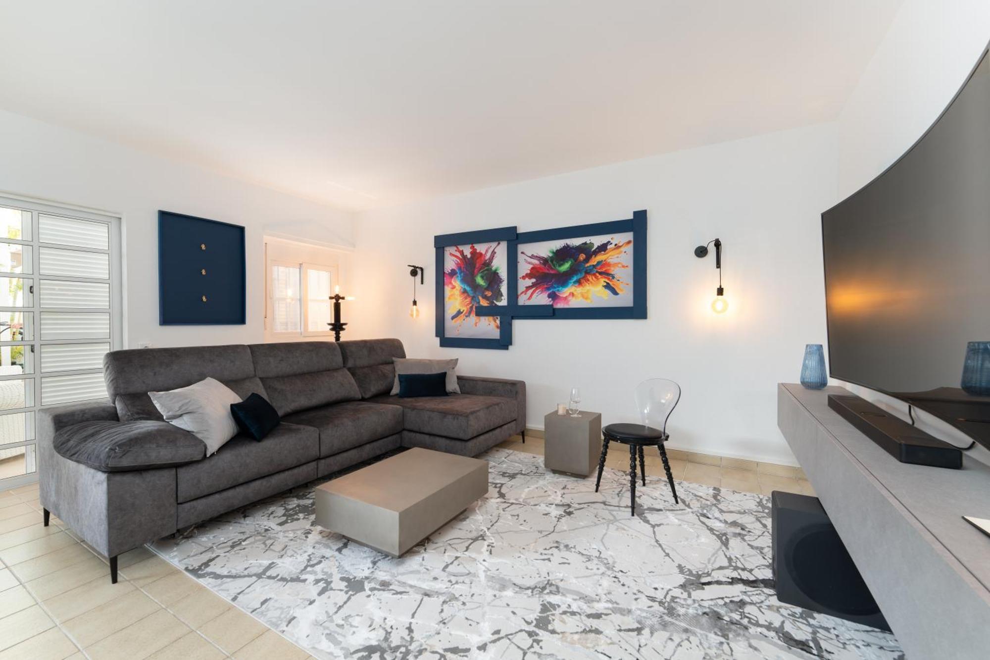 Holiday home Rooftop Pamro - Private Jacuzzi - Fitness Area - Free Wifi - Air Conditioner - Pool - Modern & Comfortable - Sunnygolf Maspalomas (Gran Canaria)
