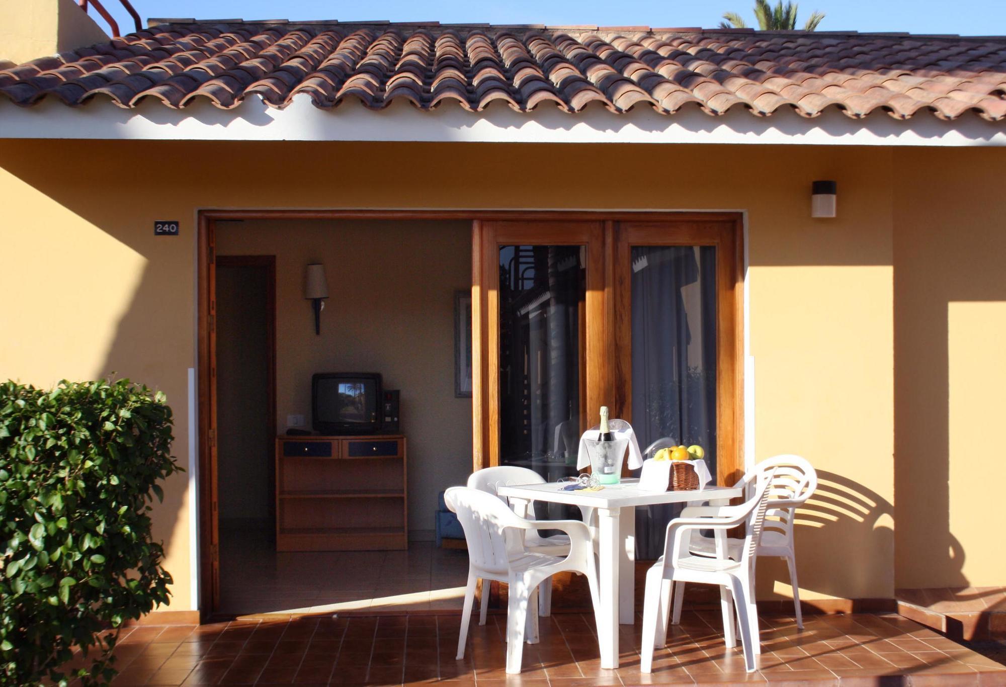 Aparthotel Parque Bali Con Aire Acondicionado 2*