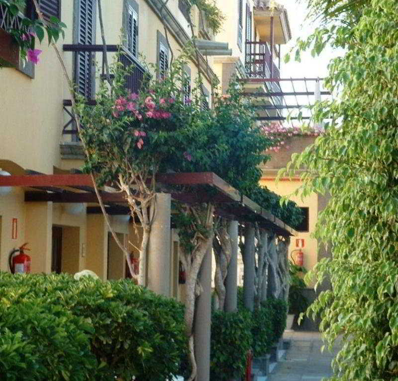 Maspalomas Oasis Club Hotel 2*