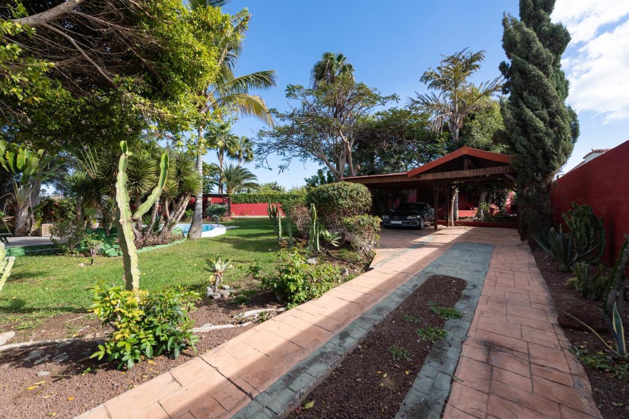 4 Bed Maspalomas Villa. Tropical Garden Pool Holiday home *