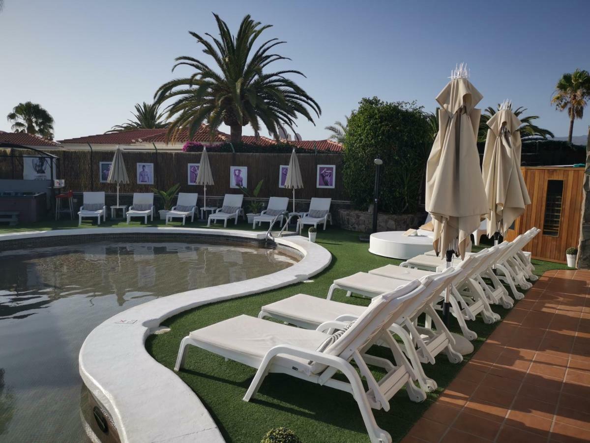 Rainbow Golf Bungalows, Gay Men-only Holiday park Maspalomas (Gran Canaria)