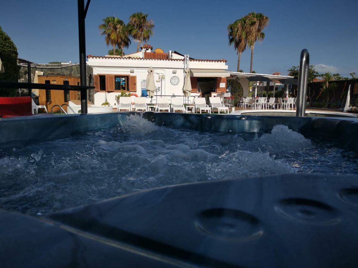 Rainbow Golf Bungalows, Gay Men-only 3* Maspalomas (Gran Canaria)