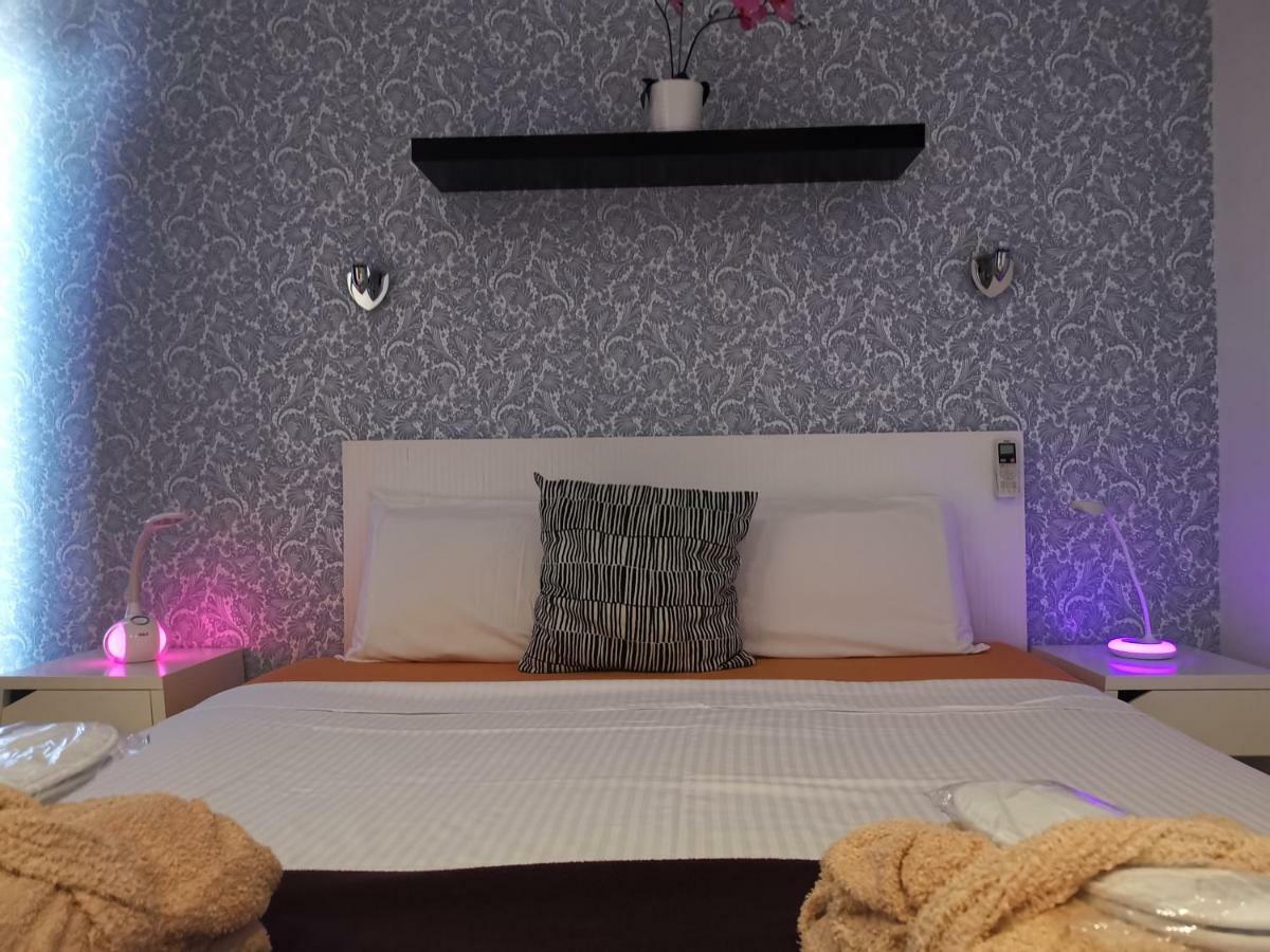 Holiday park Rainbow Golf Bungalows, Gay Men-only Maspalomas (Gran Canaria)
