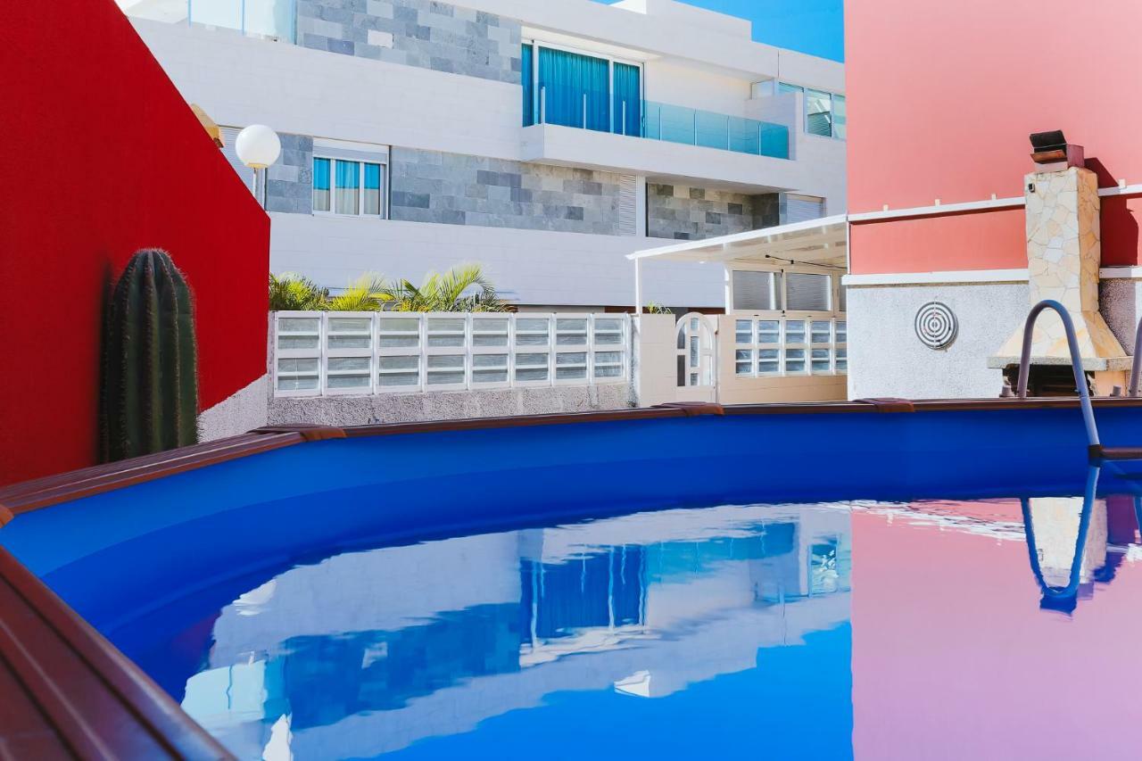 Сasa de vacaciones Adosado Con Terraza Y Piscina
