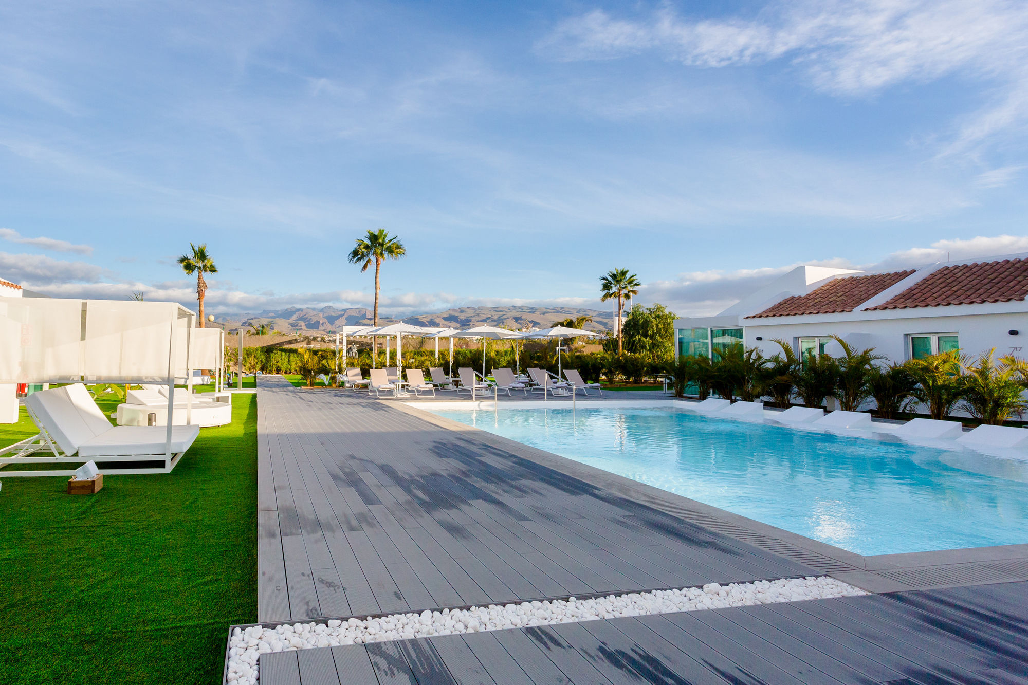 Seven & Wellness - Gay Men Only 4*